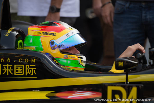 Rosenqvist wins 2014 Formula 3 Macau GP 