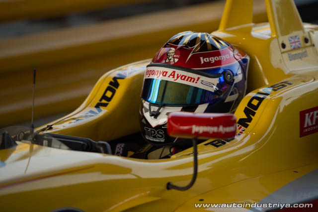 Rosenqvist wins 2014 Formula 3 Macau GP 