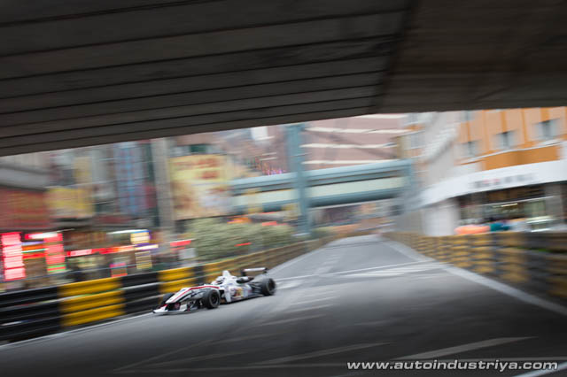 Rosenqvist wins 2014 Formula 3 Macau GP 