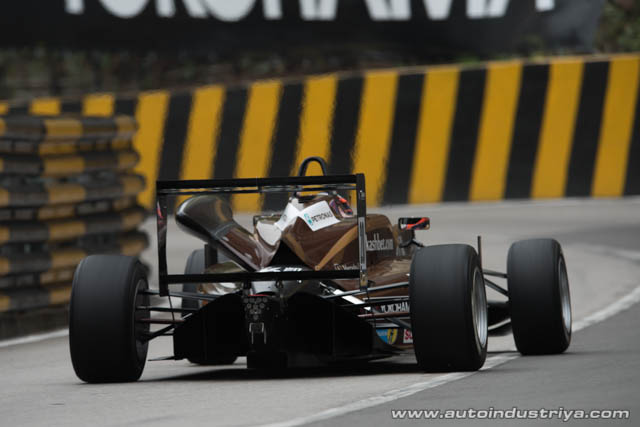 Rosenqvist wins 2014 Formula 3 Macau GP 
