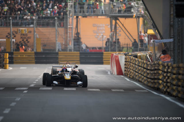 Rosenqvist wins 2014 Formula 3 Macau GP 