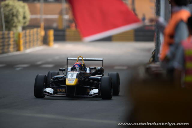 Rosenqvist wins 2014 Formula 3 Macau GP 