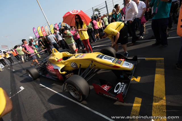 Rosenqvist wins 2014 Formula 3 Macau GP 