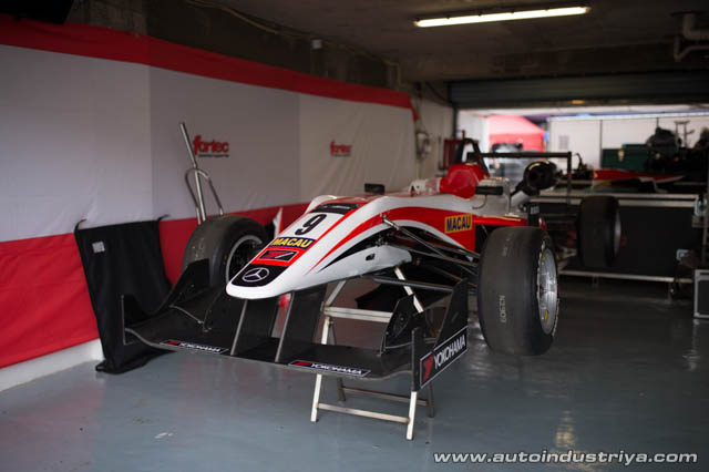 Rosenqvist wins 2014 Formula 3 Macau GP 