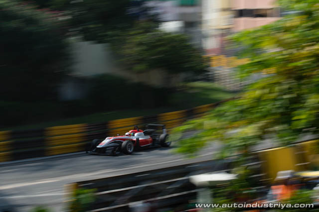 Rosenqvist wins 2014 Formula 3 Macau GP 