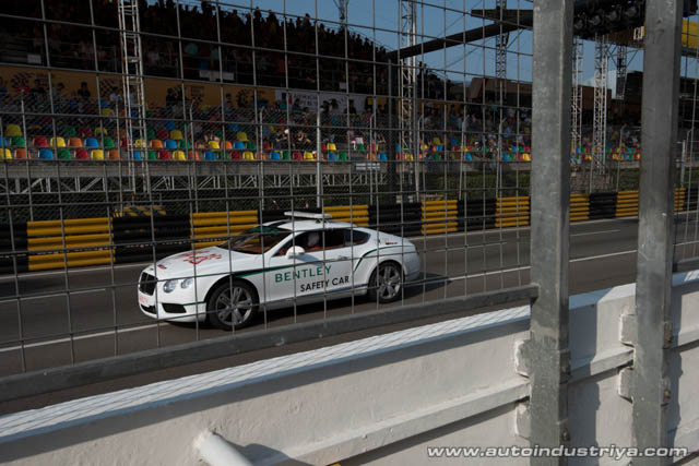 WTCC 2014: Lopez, Huff victorious in Macau