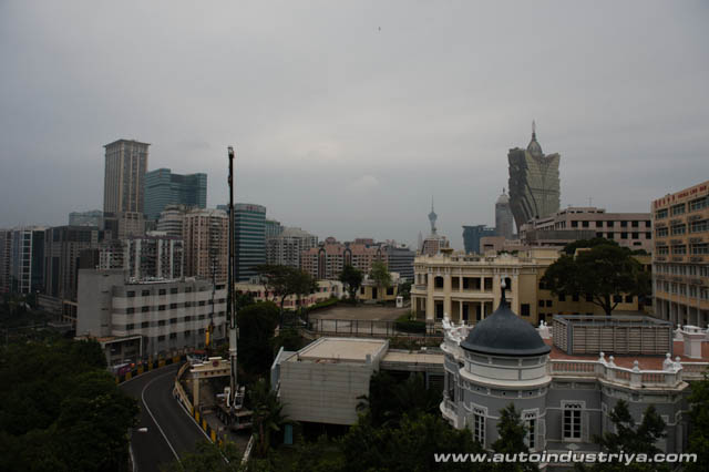 WTCC 2014: Lopez, Huff victorious in Macau