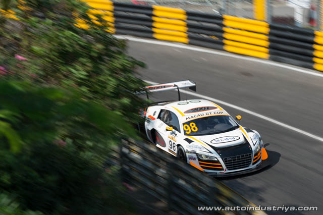 Maro Engel wins 2014 Macau GT Cup