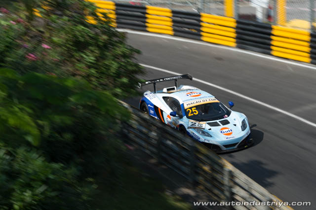 Maro Engel wins 2014 Macau GT Cup