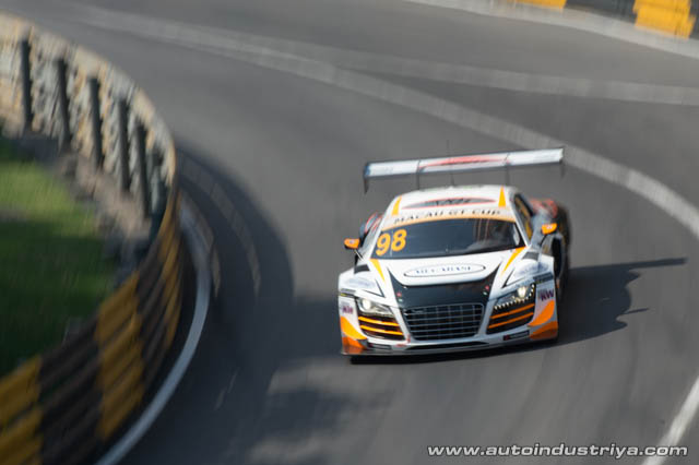 Maro Engel wins 2014 Macau GT Cup