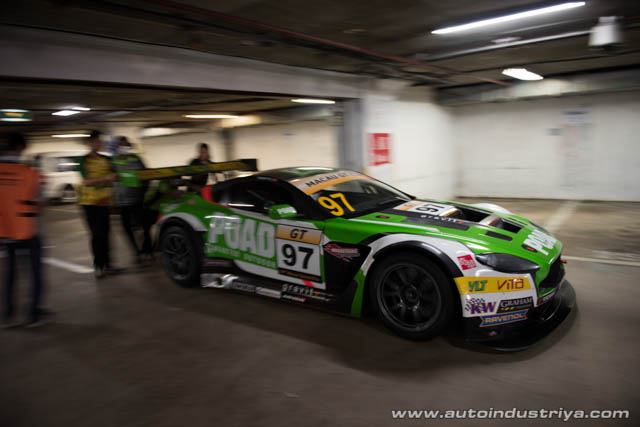 Maro Engel wins 2014 Macau GT Cup