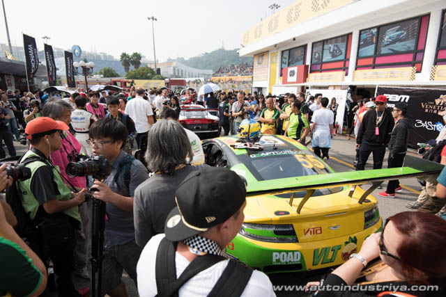 Maro Engel wins 2014 Macau GT Cup