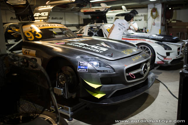 Maro Engel wins 2014 Macau GT Cup