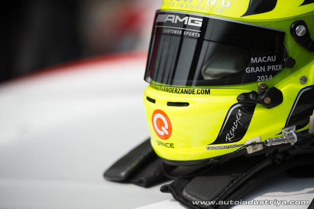 Maro Engel wins 2014 Macau GT Cup