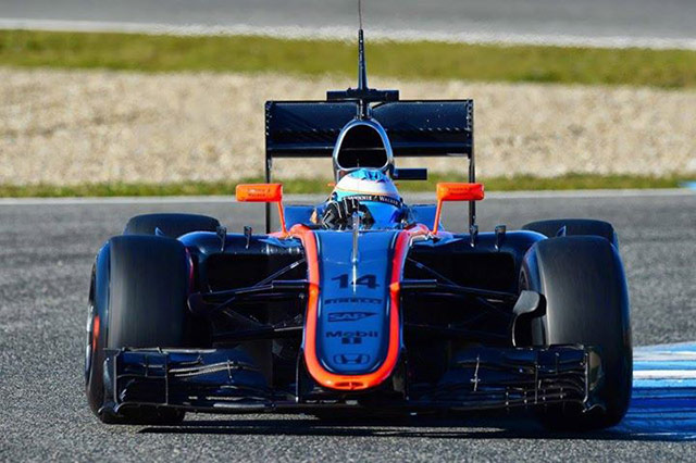 Fernando Alonso to take on McLaren race simulator test