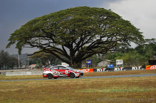 Dumlao, Diaz dominate 2015 Vios Cup opener