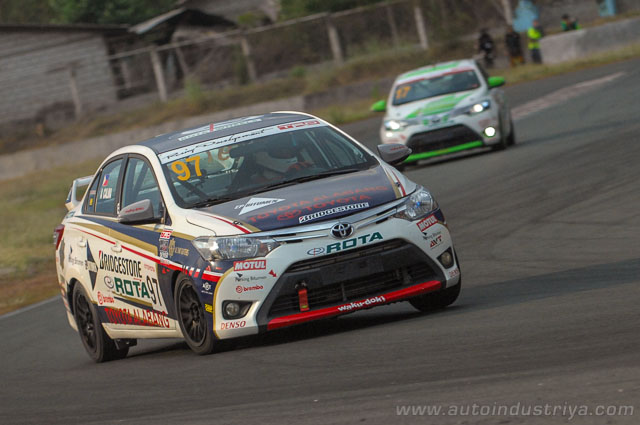 Dumlao, Diaz dominate 2015 Vios Cup opener