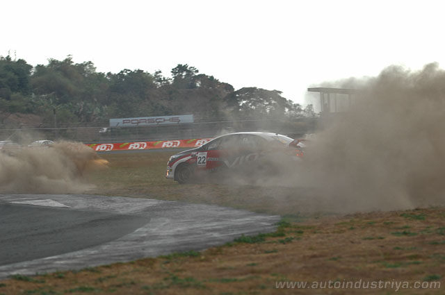 Dumlao, Diaz dominate 2015 Vios Cup opener