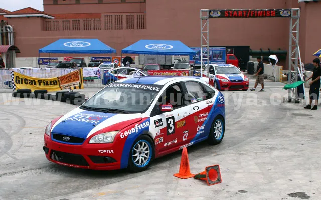 Racing to Subic | AutoIndustriya