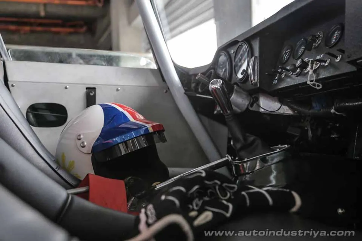 2016 Clubman Racing Series Rd. 1: Supercars meet the Vintage Gents