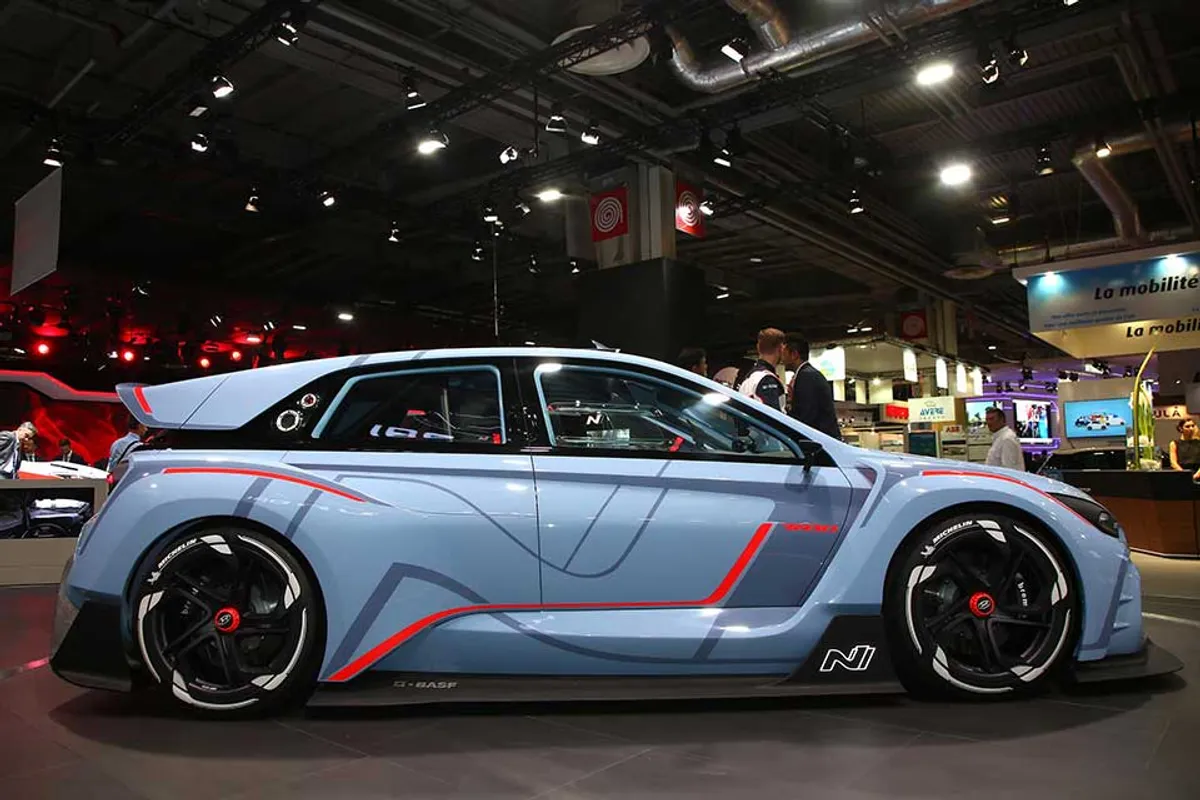 Paris 2016: Race-prepped Hyundai RN30 concept unleashed | AutoIndustriya