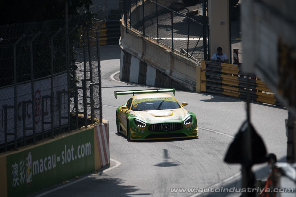 Vanthoor scores uncharacteristic win at 2016 FIA GT World Cup in Macau