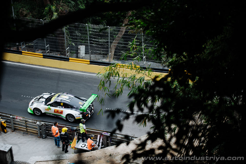 Vanthoor scores uncharacteristic win at 2016 FIA GT World Cup in Macau
