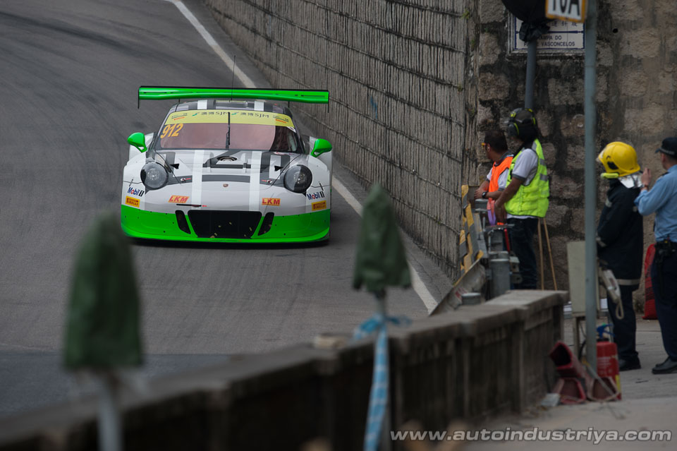 Vanthoor scores uncharacteristic win at 2016 FIA GT World Cup in Macau