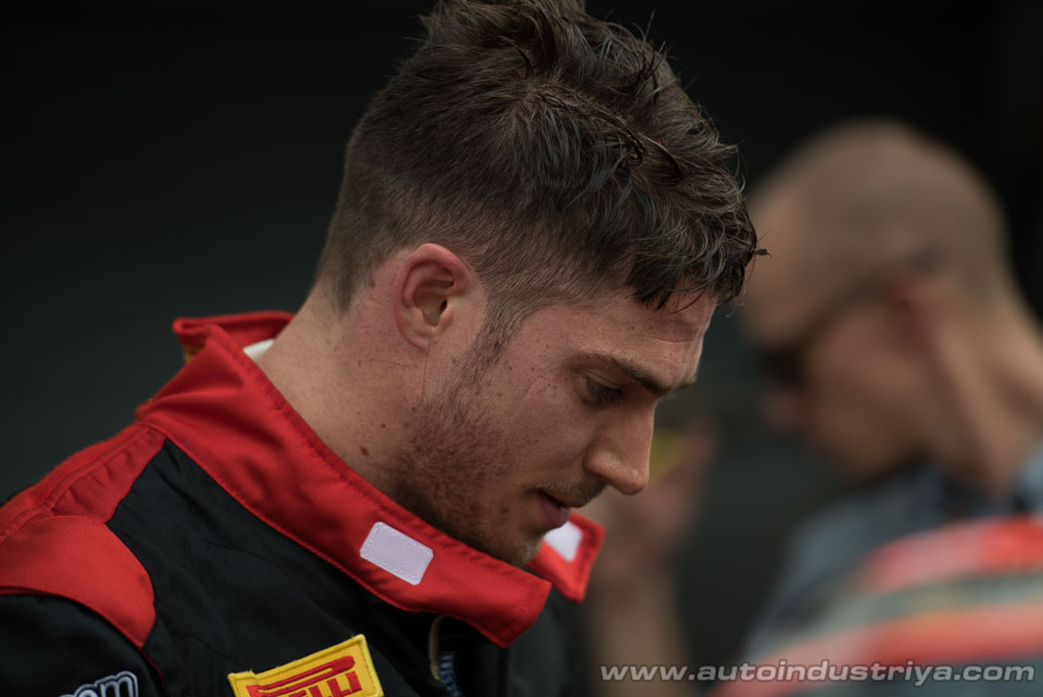 Vanthoor scores uncharacteristic win at 2016 FIA GT World Cup in Macau