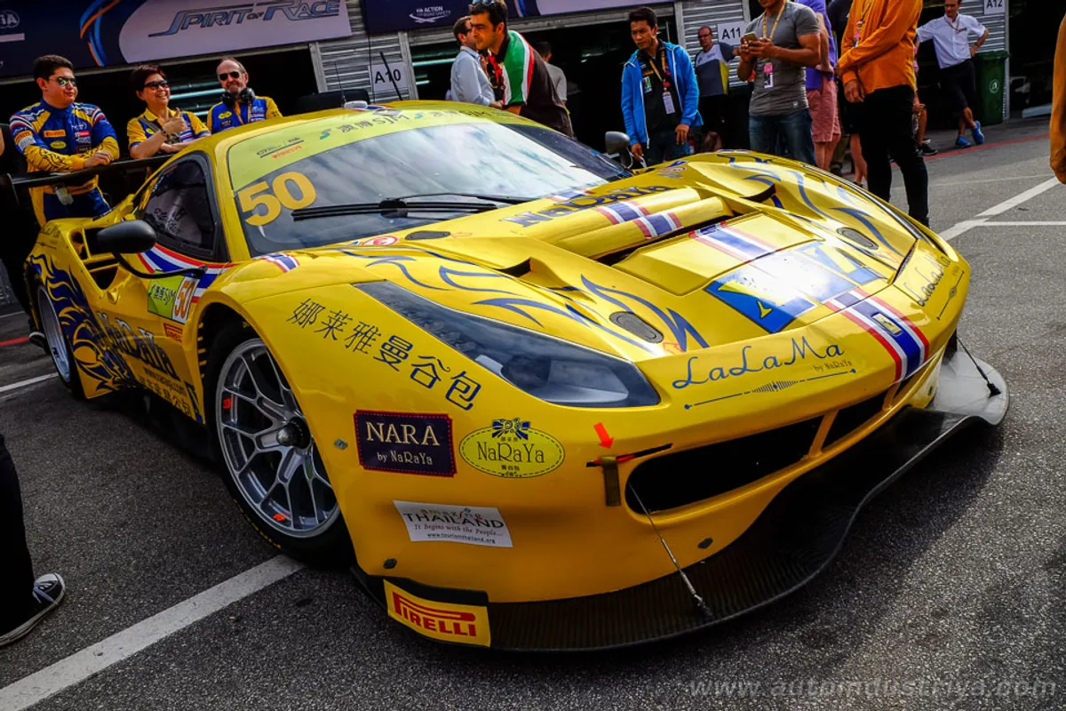 Vanthoor scores uncharacteristic win at 2016 FIA GT World Cup in Macau