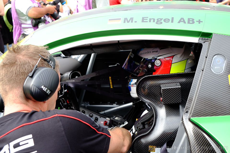 Vanthoor scores uncharacteristic win at 2016 FIA GT World Cup in Macau