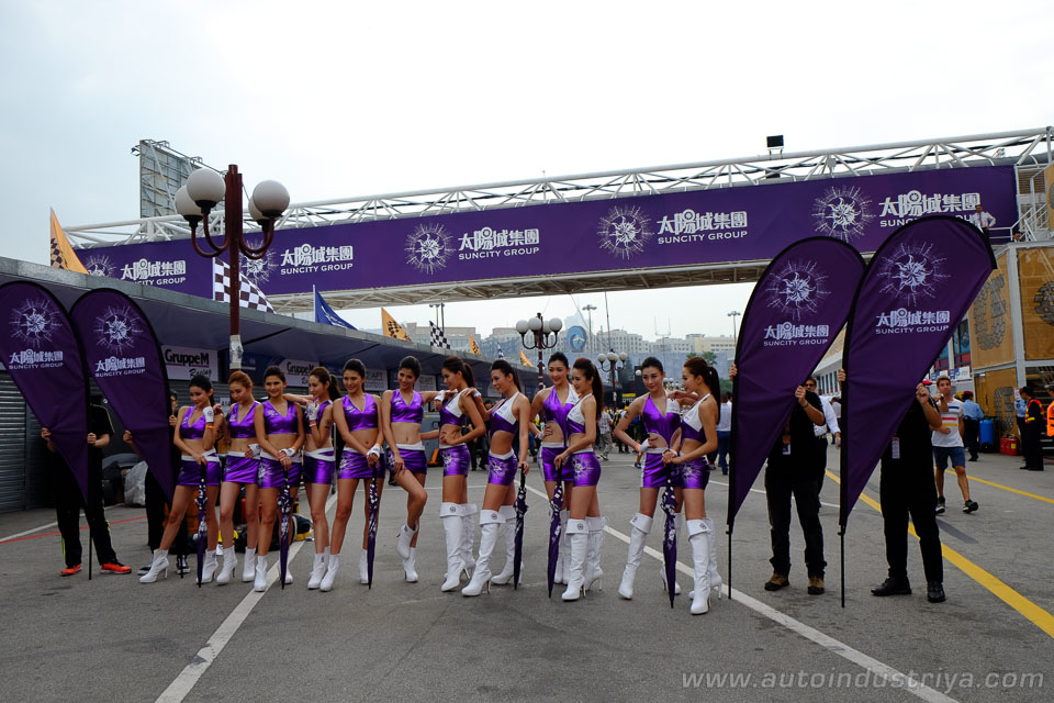 Vanthoor scores uncharacteristic win at 2016 FIA GT World Cup in Macau