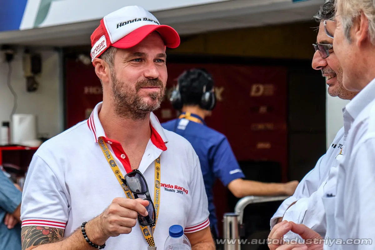 Monteiro wins 2016 Macau Guia Race, Comini clinches TCR title