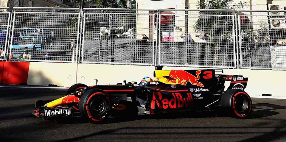 Daniel Ricciardo wins wild 2017 Azerbaijan Grand Prix
