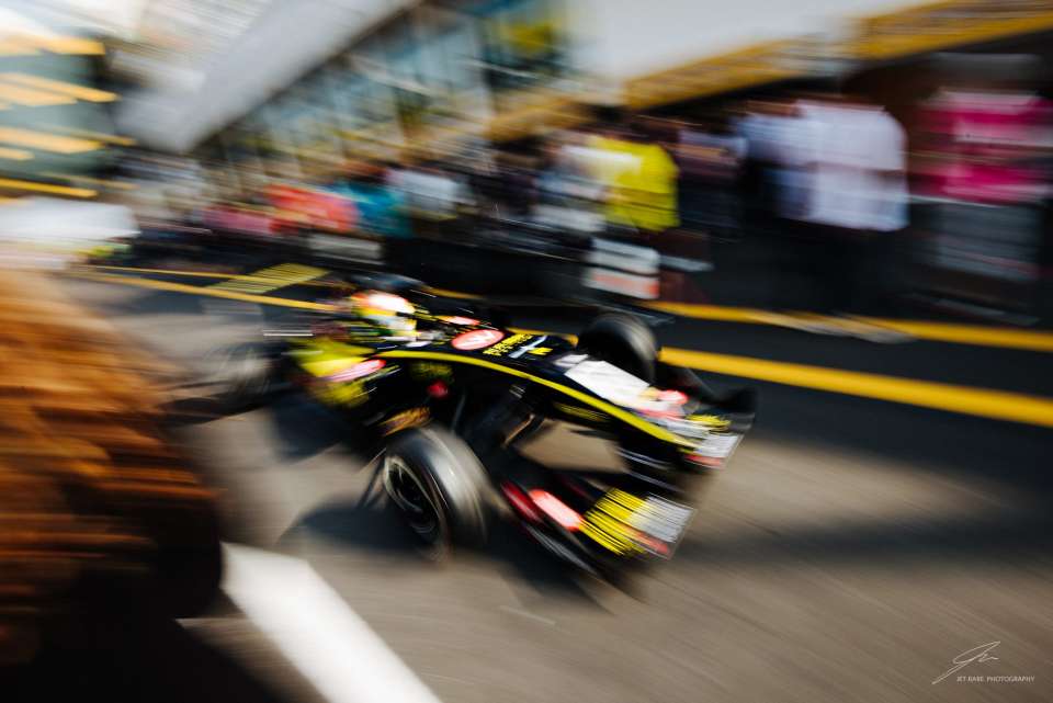 Racing for the Shot: The Journey of a Motorsport Photographer