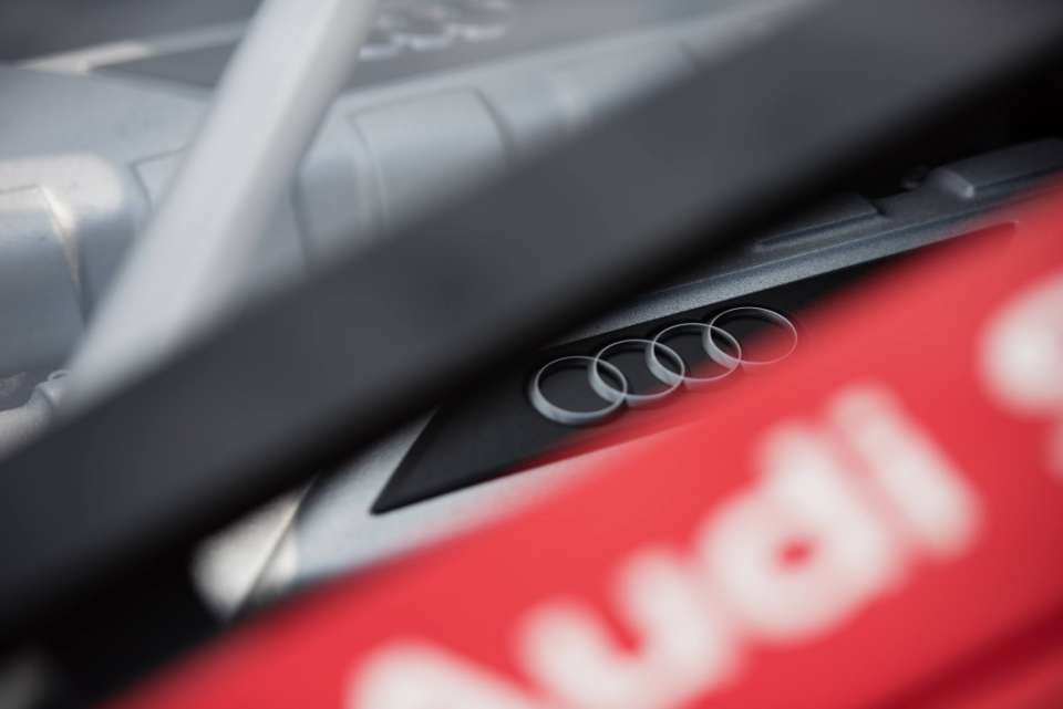 Racing for the Shot: The Journey of a Motorsport Photographer