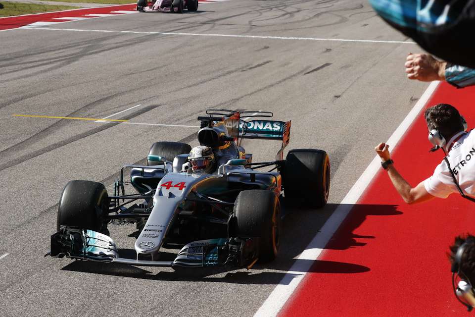 Hamilton inches closer to title with 2017 US Grand Prix win