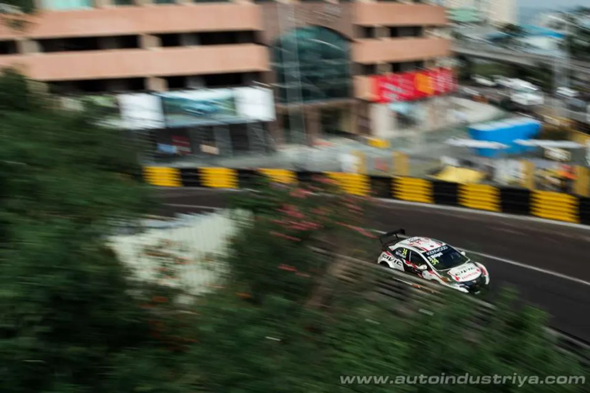 WTCC 2017: Rob Huff bags record ninth win in Macau