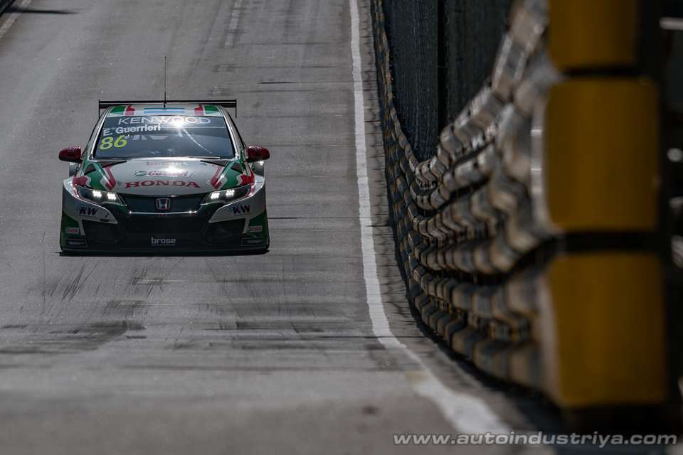 WTCC 2017: Rob Huff bags record ninth win in Macau