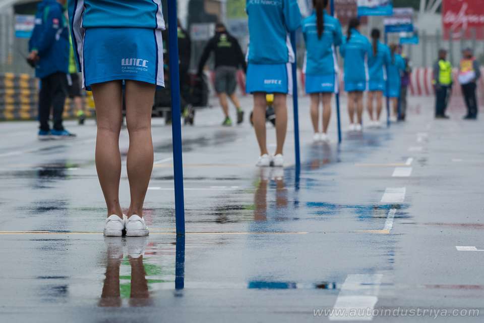 WTCC 2017: Rob Huff bags record ninth win in Macau