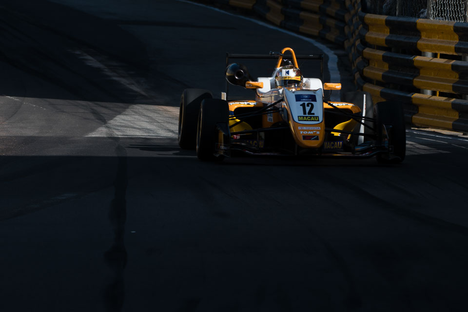 F3: Ticktum takes dramatic win in 2017 Macau Grand Prix