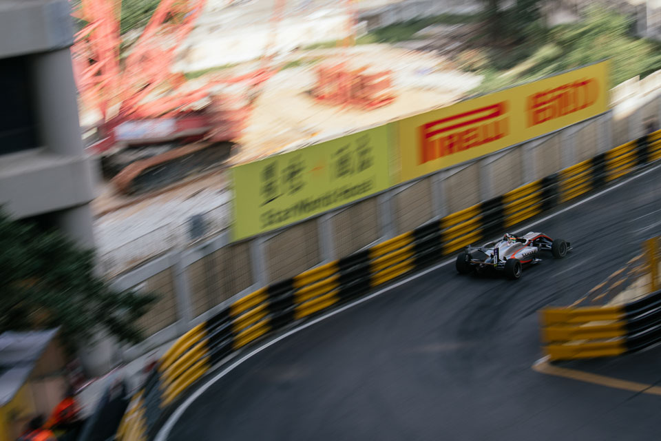 F3: Ticktum takes dramatic win in 2017 Macau Grand Prix