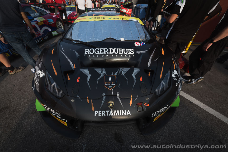 Mortara wins action-packed 2017 Macau GT World Cup