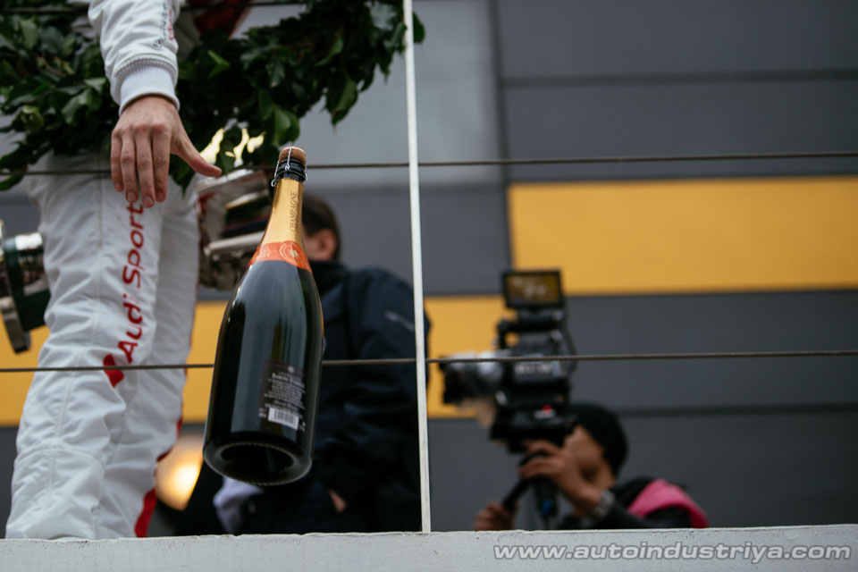 Mortara wins action-packed 2017 Macau GT World Cup