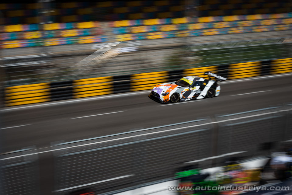 Mortara wins action-packed 2017 Macau GT World Cup