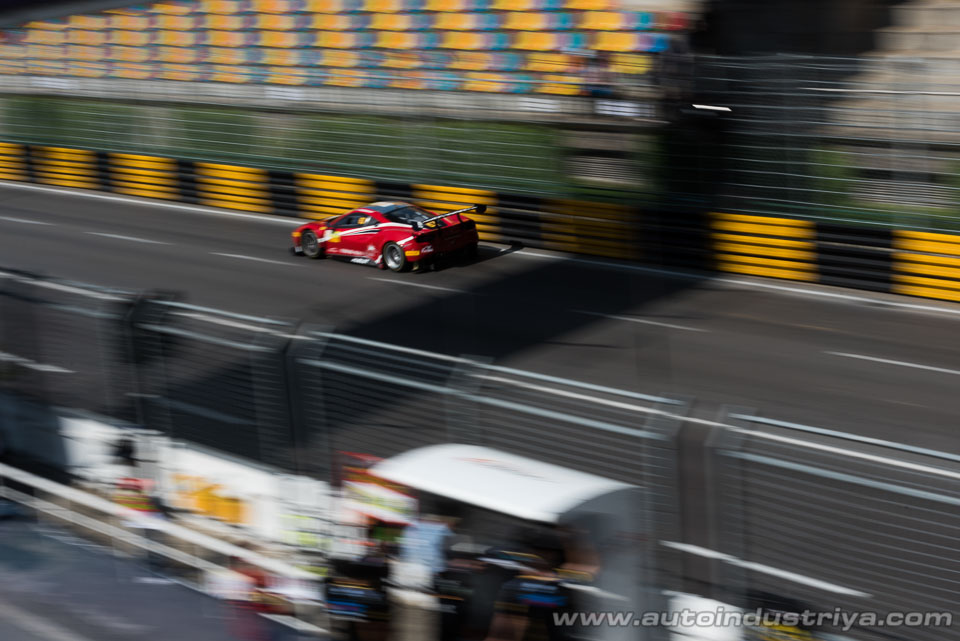 Mortara wins action-packed 2017 Macau GT World Cup