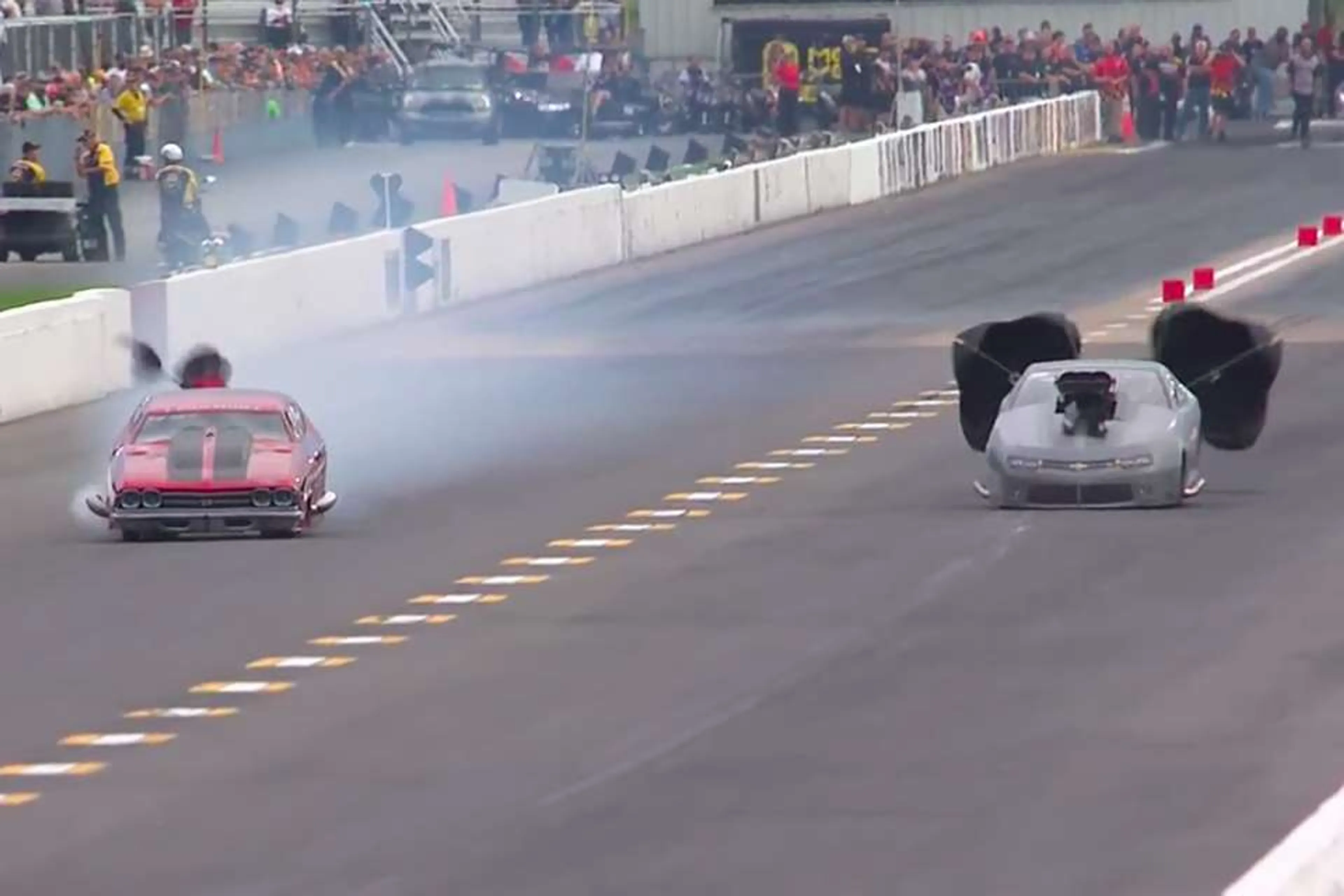 This is why purpose-built drag racing cars need parachutes
