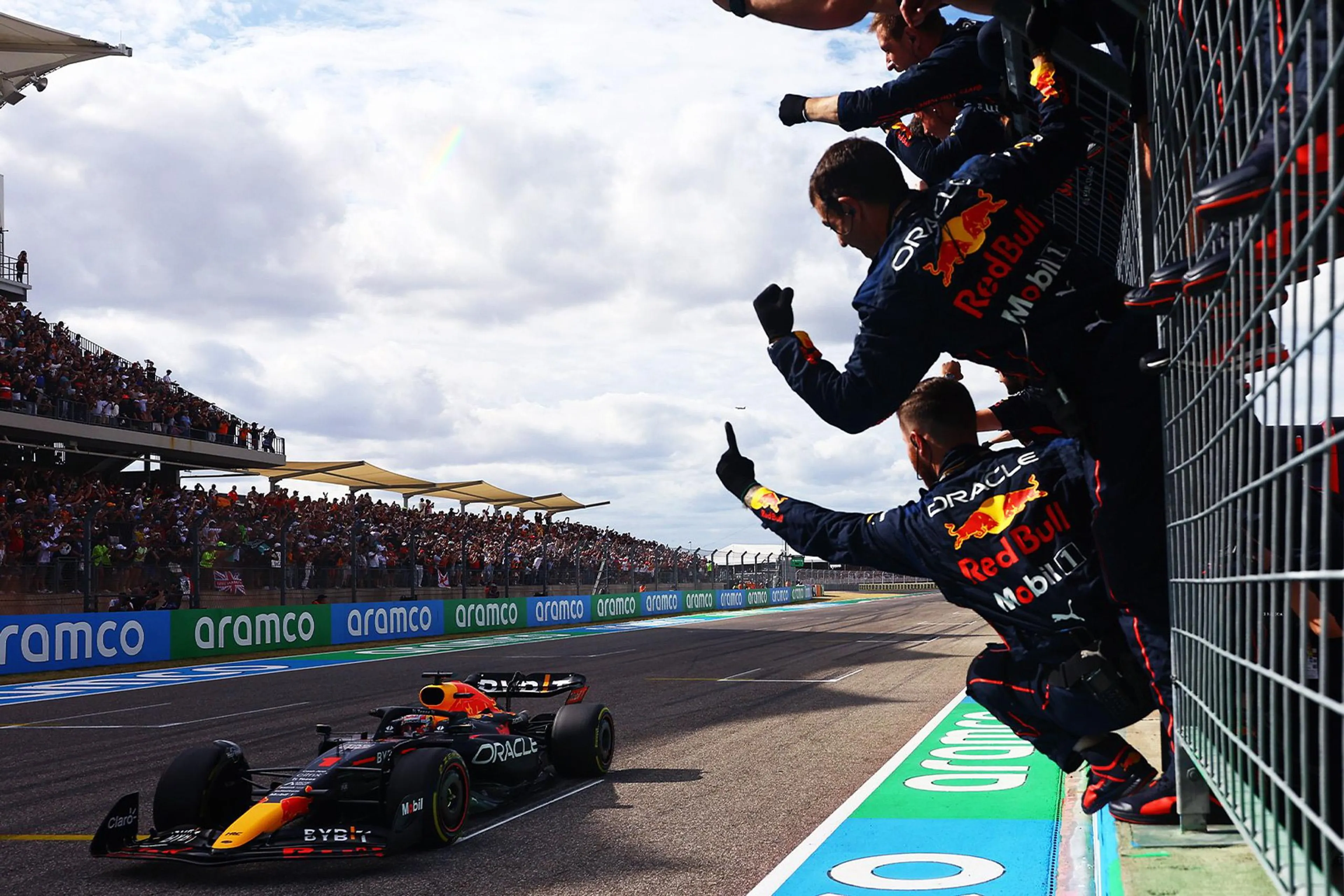 Red Bull wrap up teams' title as Verstappen wins in Austin