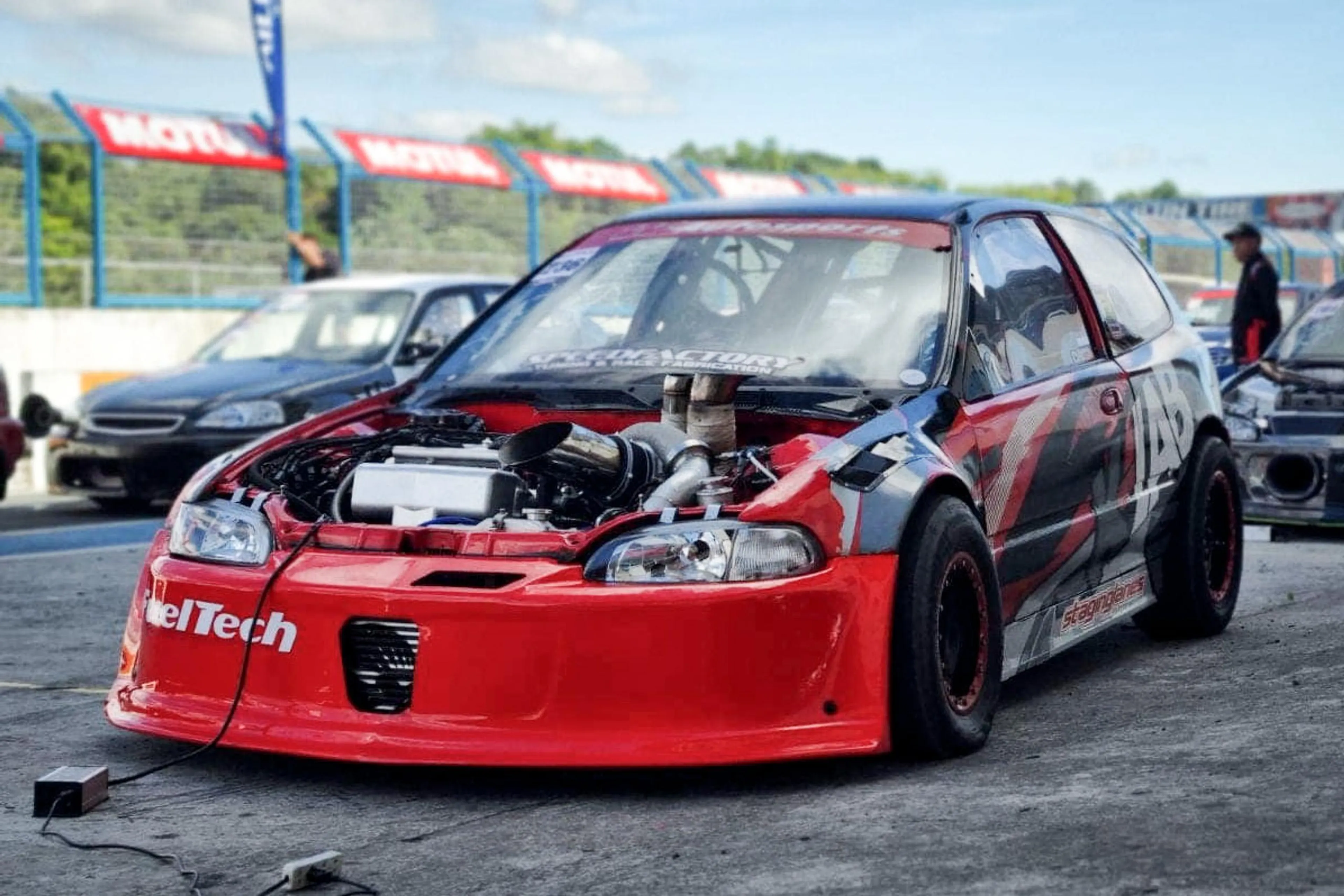 7 second car: AWD Honda Civic sets new quarter mile record in PH