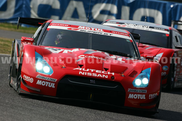 New GT-R Makes 1-2 Finish in Debut Race for 2008 Super GT